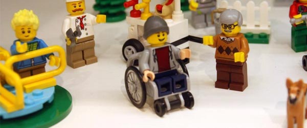Lego predstavio figuricu u invalidskim kolicima