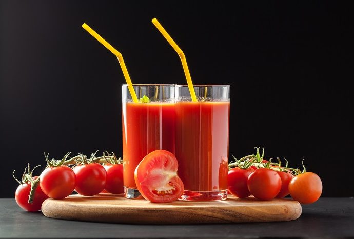 Zašto je dobro da pijete sok od paradajza