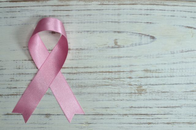 Rak dojke: Oktobar je “ružičast”, a statistika crna