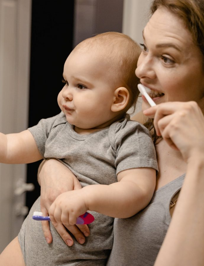 Kako da prepoznate da vašoj bebi niču zubići