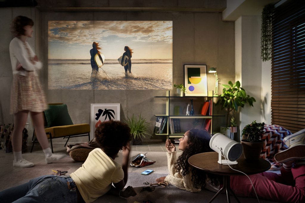 Samsung Freestyle projektor – Savršen saputnik za putovanja