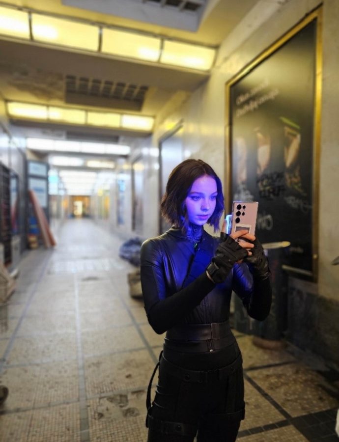 Samsung sa glumicom Emom Majers predstavljaju “Epic Worlds”