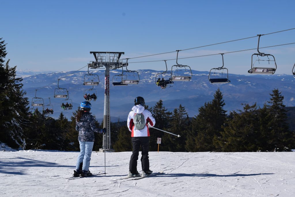 Na Kopaoniku počinje najlepši deo sezone: Nezaboravne ski avanture i vrhunska usluga